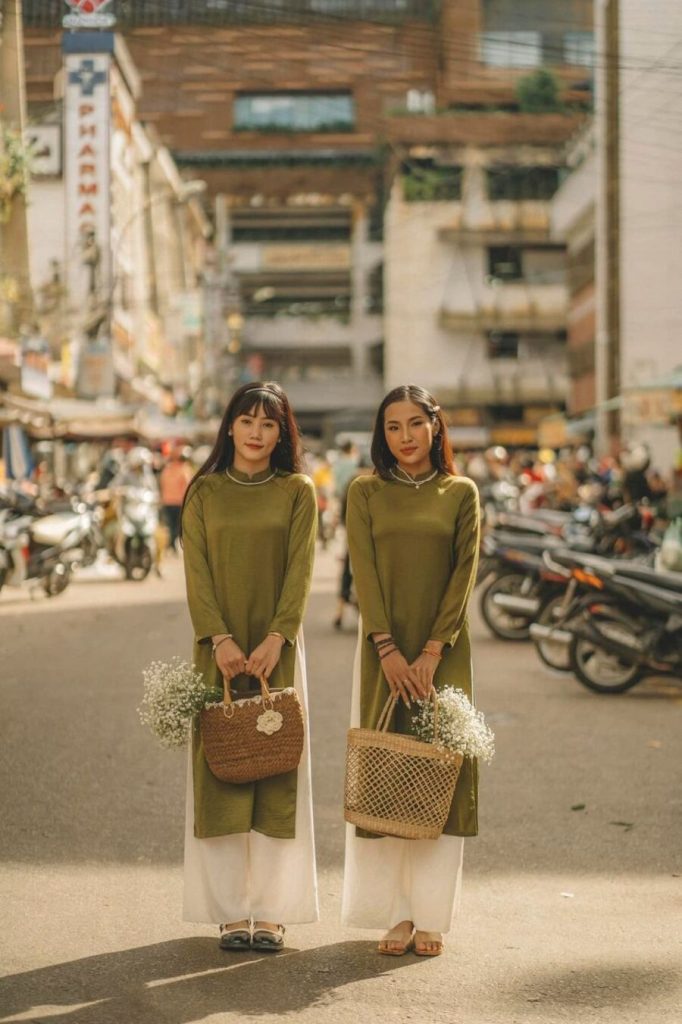 Bí Quyết Tạo Dáng Chụp Ảnh Áo Dài Cho Nữ update 2026-2027 Không Bị Cứng Bí Quyết Tạo Dáng Chụp Ảnh Áo Dài Cho Nữ update 2026-2027 Không Bị Cứng